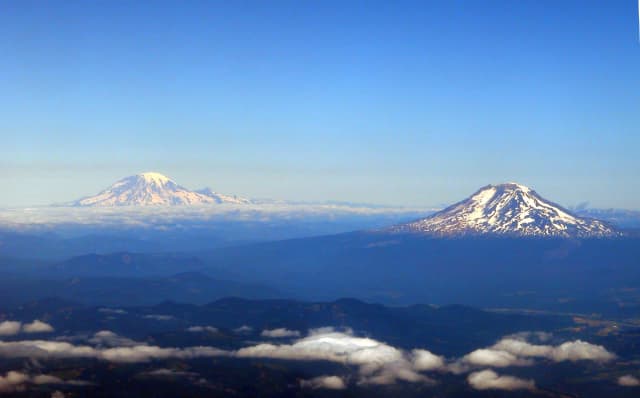 Oregon 02, a landscape photograph by Bob McNeil