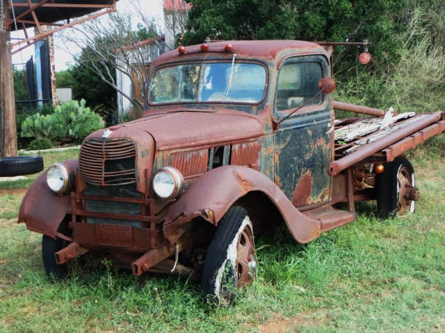 McNeil Fest 2020 - Old Truck, a documentary photograph by Bob McNeil